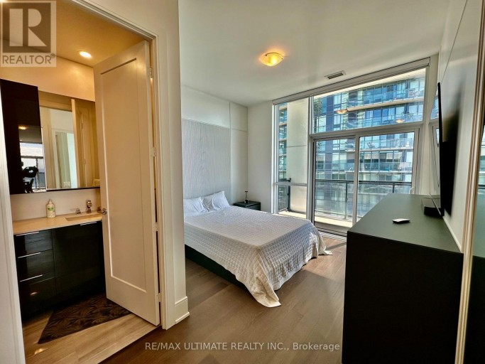 UPH06 - 65 ANNIE CRAIG DRIVE, Toronto (Mimico), Ontario, M8V0G3