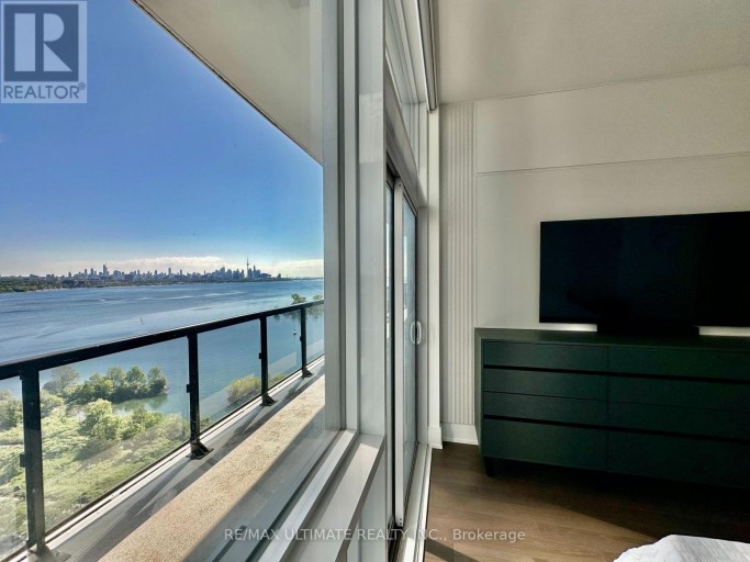 UPH06 - 65 ANNIE CRAIG DRIVE, Toronto (Mimico), Ontario, M8V0G3