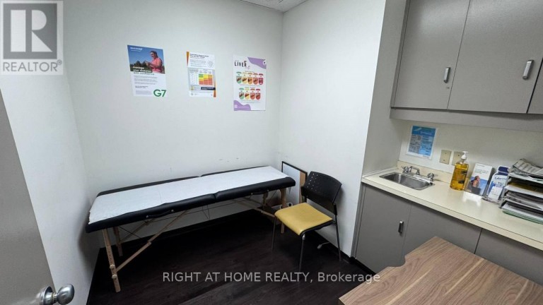 225 - 1333 SHEPPARD AVENUE E, Toronto (Henry Farm), Ontario, M2J1V1