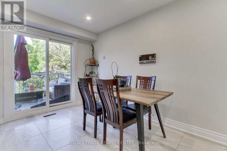 3102 NAWBROOK ROAD, Mississauga (Applewood), Ontario, L4X2V5