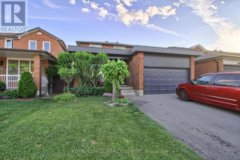 3102 NAWBROOK ROAD, Mississauga (Applewood), Ontario, L4X2V5