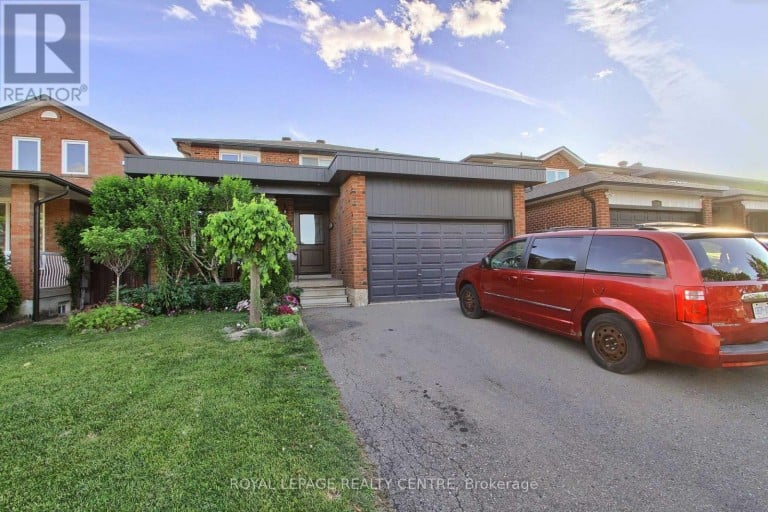 3102 NAWBROOK ROAD, Mississauga (Applewood), Ontario, L4X2V5