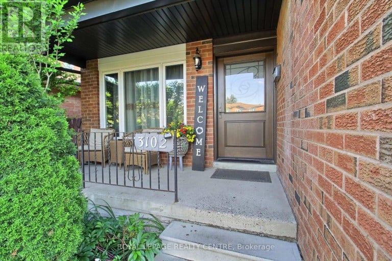3102 NAWBROOK ROAD, Mississauga (Applewood), Ontario, L4X2V5