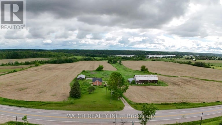 20250 17 Highway, Whitewater Region, Ontario (id X13450990)