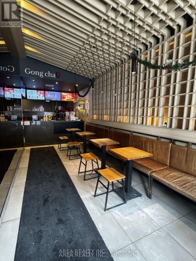 390 QUEEN STREET W, Toronto (Kensington-Chinatown), Ontario, M5V2A6