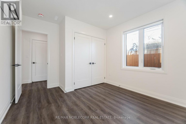 G-SUITE - 16 LITTLE BOULEVARD, Toronto (Briar Hill-Belgravia), Ontario, M6E4N2