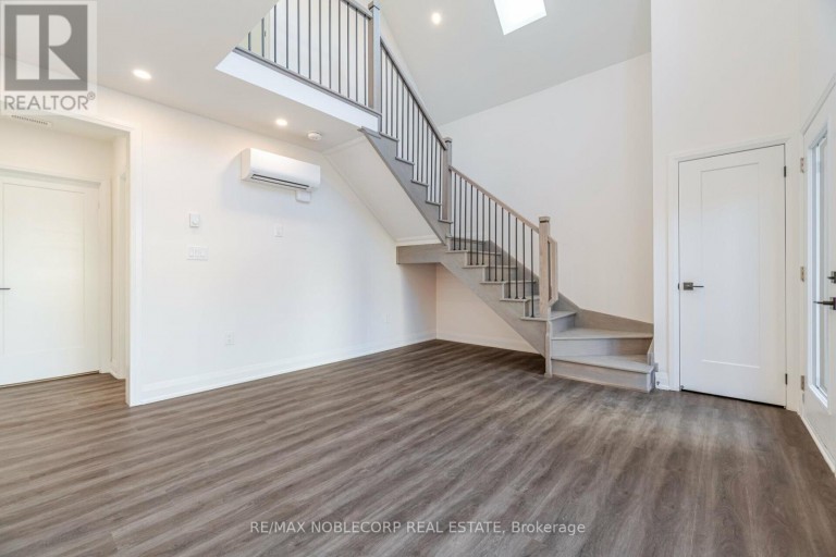 G-SUITE - 16 LITTLE BOULEVARD, Toronto (Briar Hill-Belgravia), Ontario, M6E4N2