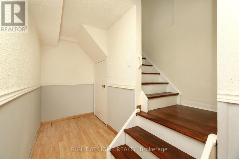 6 SNAPDRAGON DRIVE, Toronto (Pleasant View), Ontario, M2J4X6