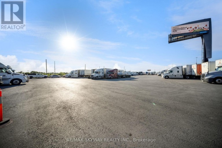 6351 GOREWAY DRIVE, Mississauga (Northeast), Ontario, L4V1P6