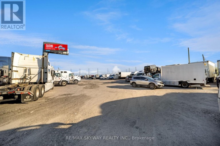 6351 GOREWAY DRIVE, Mississauga (Northeast), Ontario, L4V1P6
