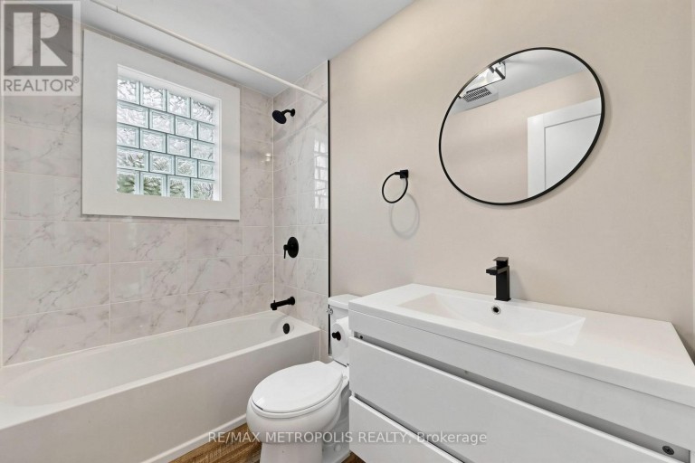 2 - 41 ALBERT STREET, Hamilton (Blakeley), Ontario, L8M2Y1