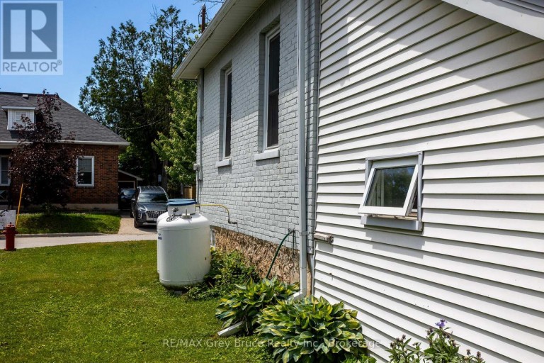 177 2ND AVENUE SW, Arran-Elderslie, Ontario, N0G1L0