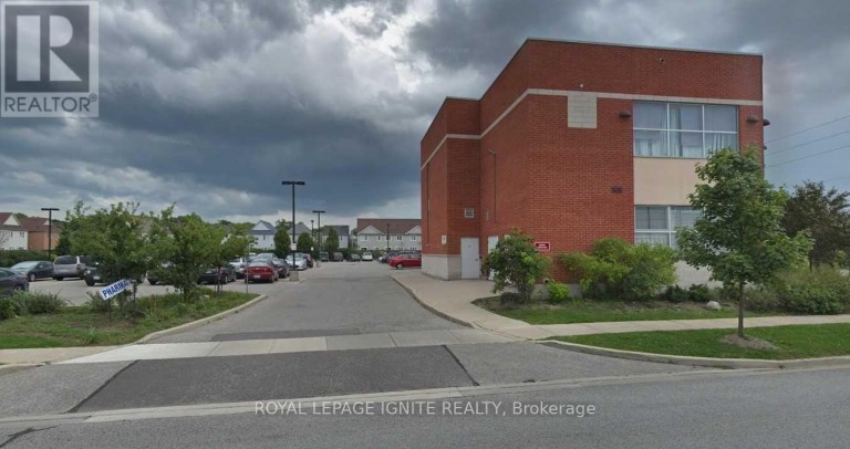 208 (ONE ROOM) - 7 EASTVALE DRIVE, Markham (Cedarwood), Ontario, L3S4N8