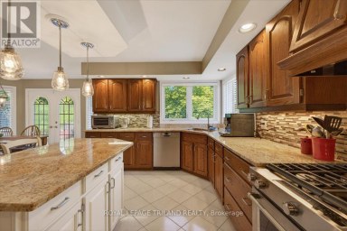 30 THIRLMERE ROAD London North (North A) Ontario photo 16