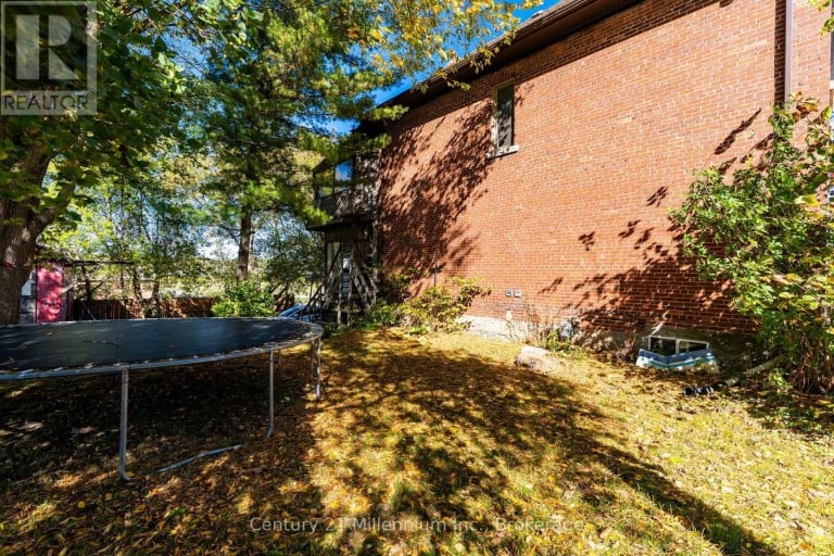1700 3RD AVENUE E, Owen Sound, Ontario, N4K2L9