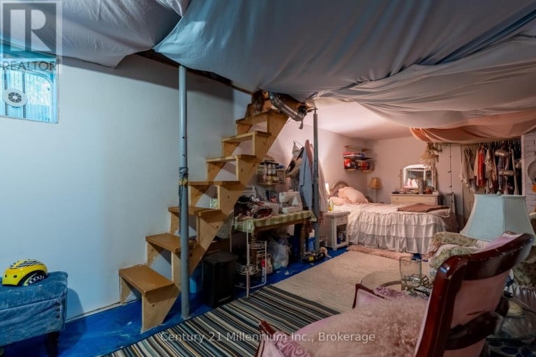 1700 3RD AVENUE E, Owen Sound, Ontario, N4K2L9