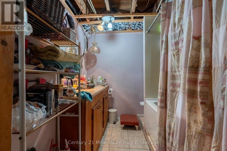 1700 3RD AVENUE E, Owen Sound, Ontario, N4K2L9