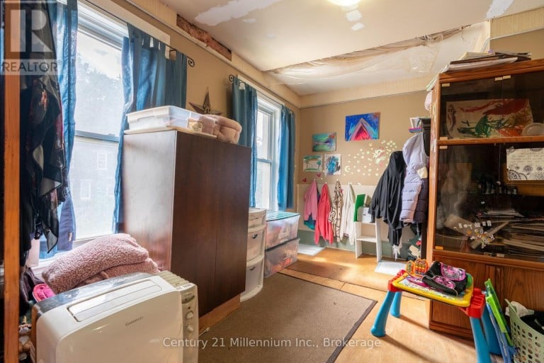 1700 3RD AVENUE E, Owen Sound, Ontario, N4K2L9
