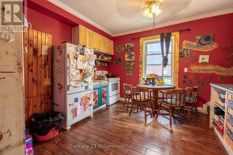 1700 3RD AVENUE E, Owen Sound, Ontario, N4K2L9