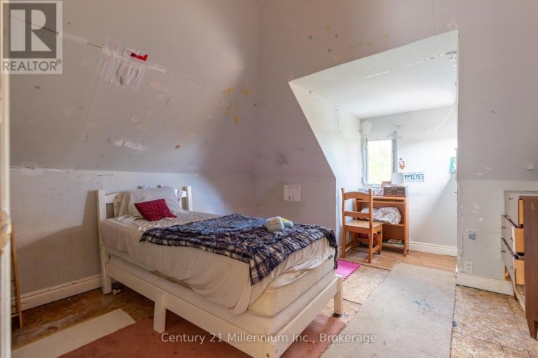 1700 3RD AVENUE E, Owen Sound, Ontario, N4K2L9