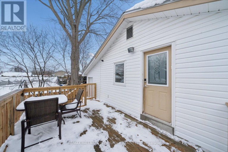 UPPER - 27008 KENNEDY ROAD, Georgina (Historic Lakeshore Communities), Ontario, L0E1S0