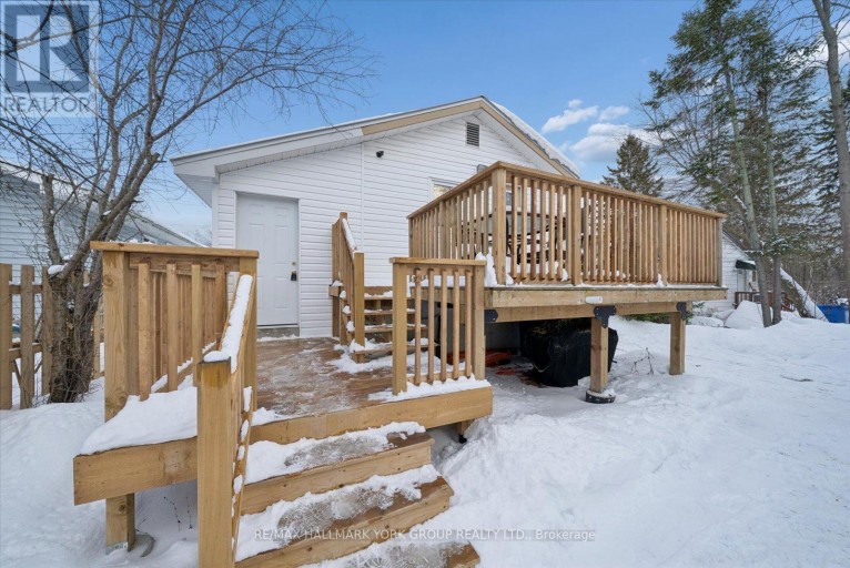 UPPER - 27008 KENNEDY ROAD, Georgina (Historic Lakeshore Communities), Ontario, L0E1S0