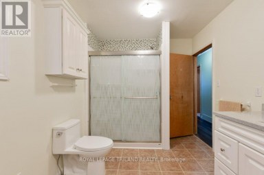 21 MARIAM STREET St. Thomas Ontario photo 20