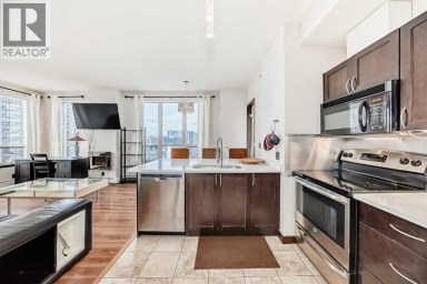 915, 1053 10 Street SW Calgary Alberta photo 3