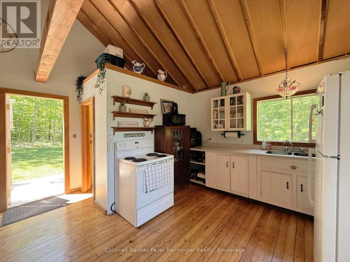 300 CANROBERT STREET, Arran-Elderslie, Ontario, N0G2N0