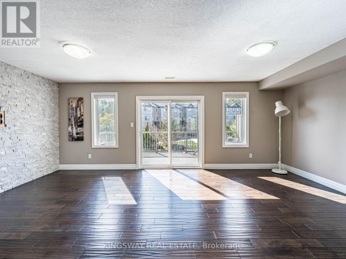 15 - 275 OLD HURON ROAD E, Kitchener, Ontario, N2R1P9