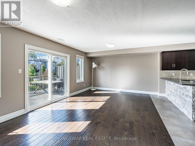 15 - 275 OLD HURON ROAD E, Kitchener, Ontario, N2R1P9