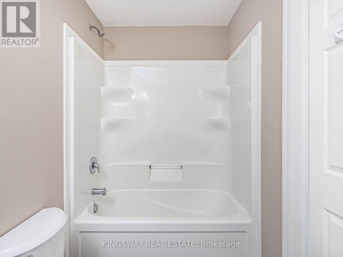 15 - 275 OLD HURON ROAD E, Kitchener, Ontario, N2R1P9