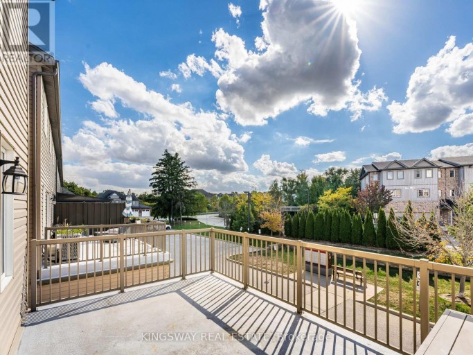15 - 275 OLD HURON ROAD E, Kitchener, Ontario, N2R1P9