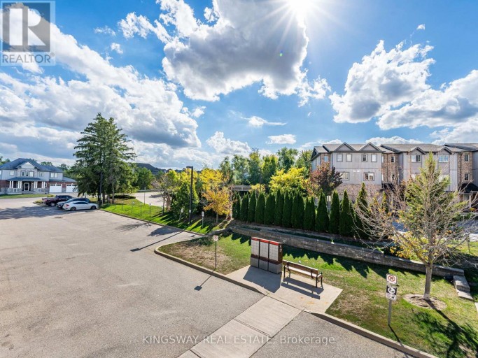 15 - 275 OLD HURON ROAD E, Kitchener, Ontario, N2R1P9
