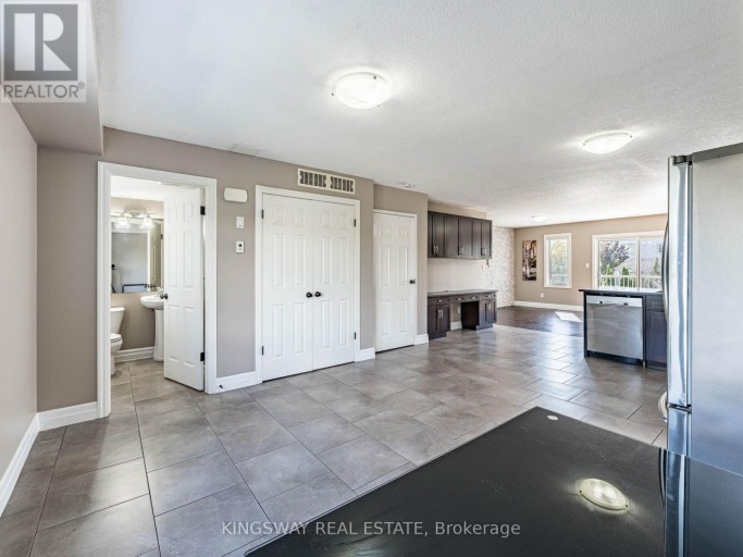 15 - 275 OLD HURON ROAD E, Kitchener, Ontario, N2R1P9