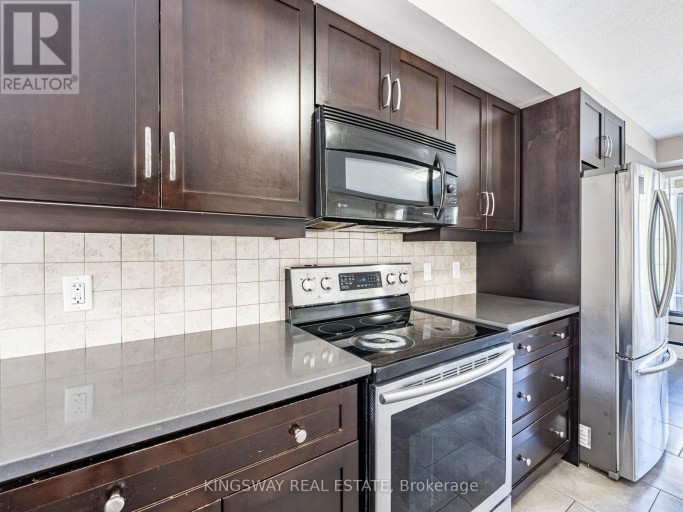 15 - 275 OLD HURON ROAD E, Kitchener, Ontario, N2R1P9