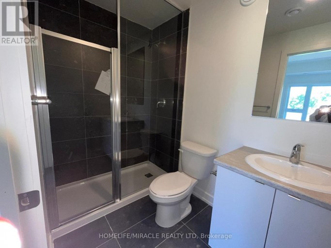209B - 16 MELBOURNE AVENUE, St. Catharines (E. Chester), Ontario, L2P3J8