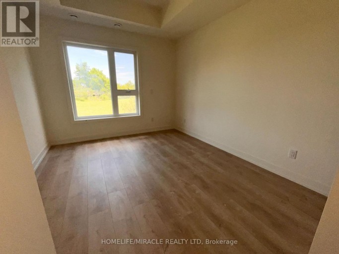 209B - 16 MELBOURNE AVENUE, St. Catharines (E. Chester), Ontario, L2P3J8