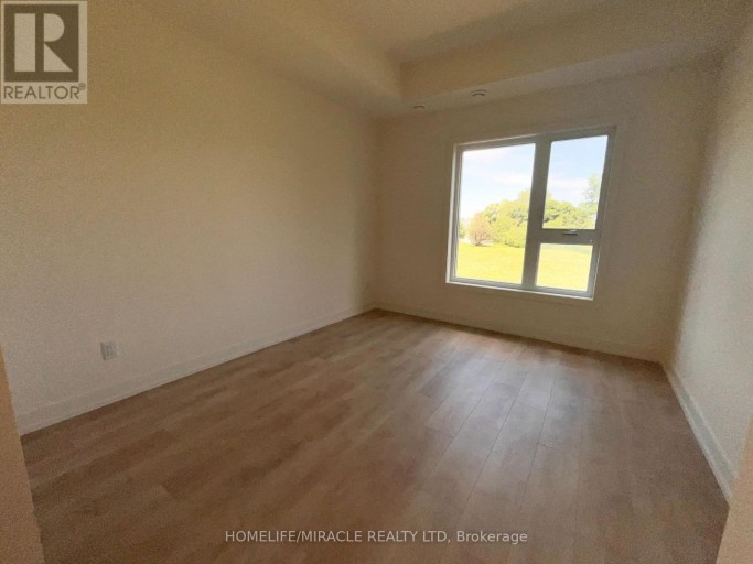 209B - 16 MELBOURNE AVENUE, St. Catharines (E. Chester), Ontario, L2P3J8