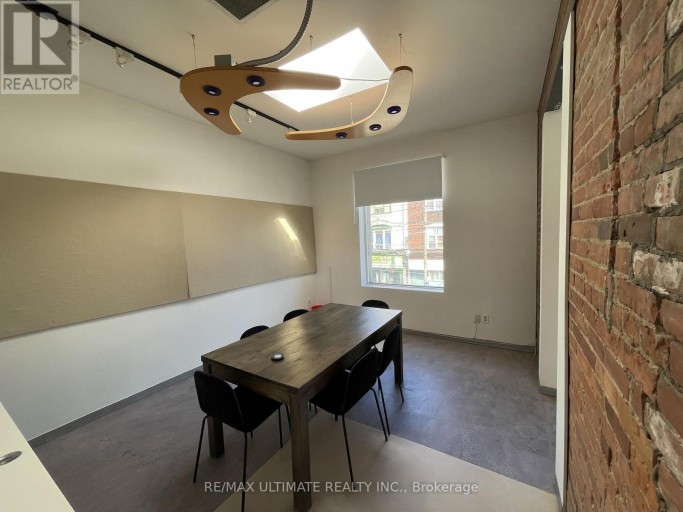 2ND FLOOR - 238 BROADVIEW AVENUE, Toronto (South Riverdale), Ontario, M4M2G6