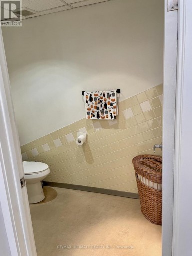 2ND FLOOR - 238 BROADVIEW AVENUE, Toronto (South Riverdale), Ontario, M4M2G6