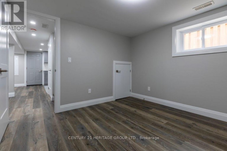 LOWER - 291 EAST 24TH STREET, Hamilton (Burkholme), Ontario, L8V2Y7