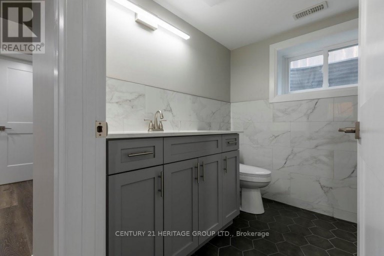 LOWER - 291 EAST 24TH STREET, Hamilton (Burkholme), Ontario, L8V2Y7