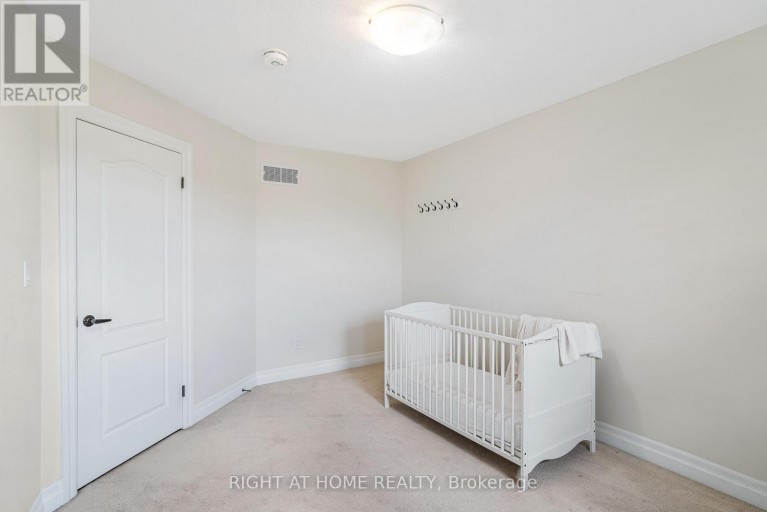 878 ZAIFMAN CIRCLE, London North (North B), Ontario, N5X0M9