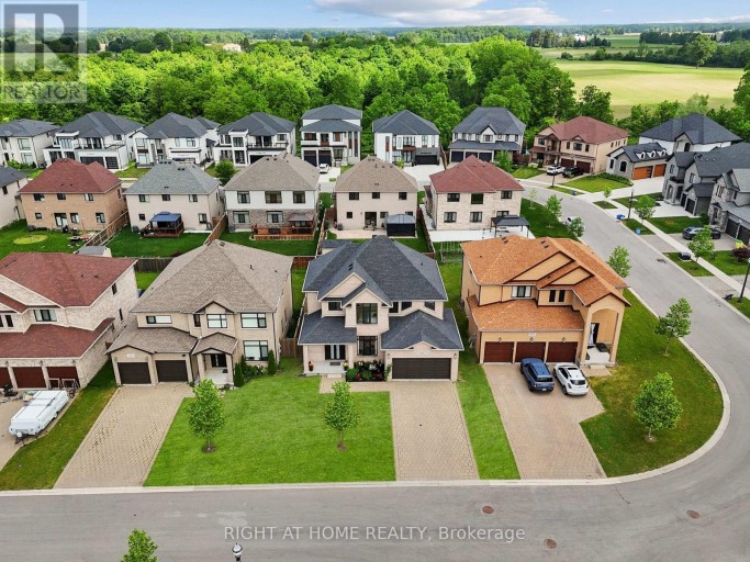 878 ZAIFMAN CIRCLE, London North (North B), Ontario, N5X0M9