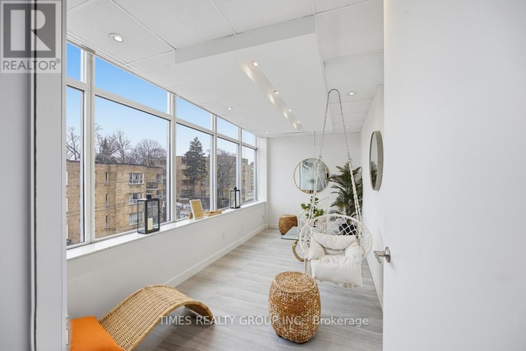 400 - 801 EGLINTON AVENUE W, Toronto (Forest Hill South), Ontario, M5N1E3