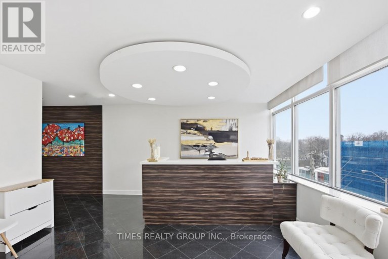 400 - 801 EGLINTON AVENUE W, Toronto (Forest Hill South), Ontario, M5N1E3