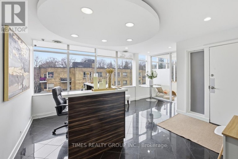 400 - 801 EGLINTON AVENUE W, Toronto (Forest Hill South), Ontario, M5N1E3