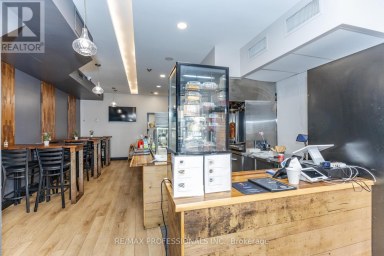 495 BLOOR STREET W Toronto (University) Ontario photo 10