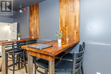 495 BLOOR STREET W Toronto (University) Ontario photo 13